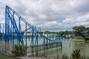 Wave Breaker • Intamin Family Launch Coaster