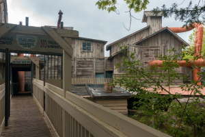 Flooded Mine • Interactive Dark Ride