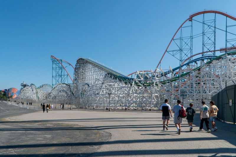 Twisted Colossus