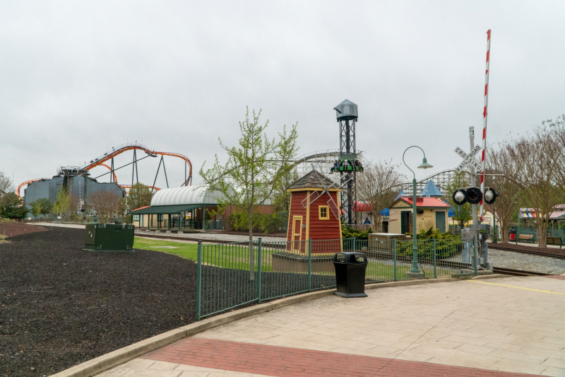 Six Flags America