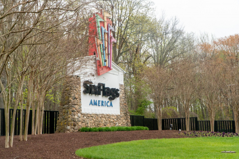 Six Flags America