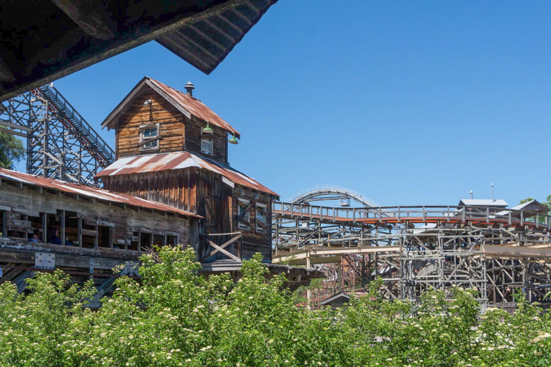 Iron Rattler • RMC IBox Track