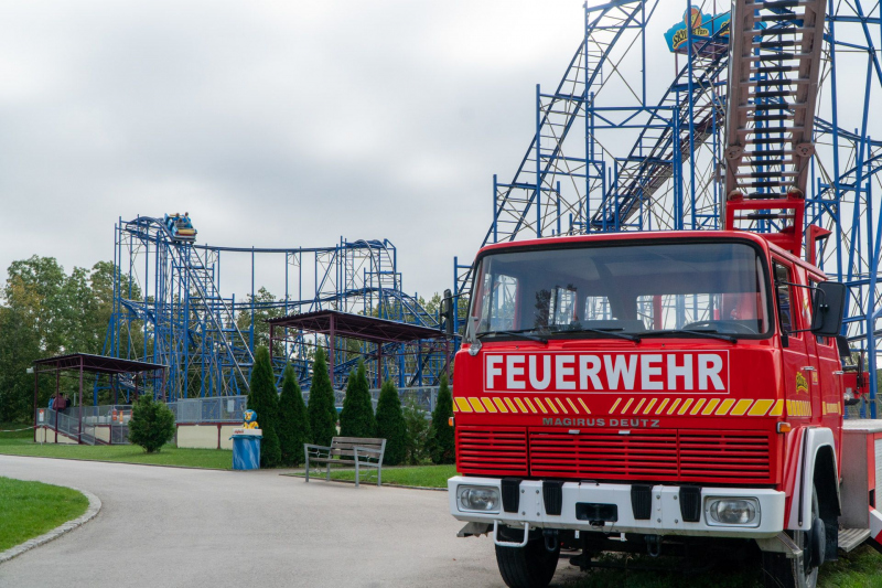 Nostalgische Achterbahn • Schwarzkopf Wildcat • Achterbahn