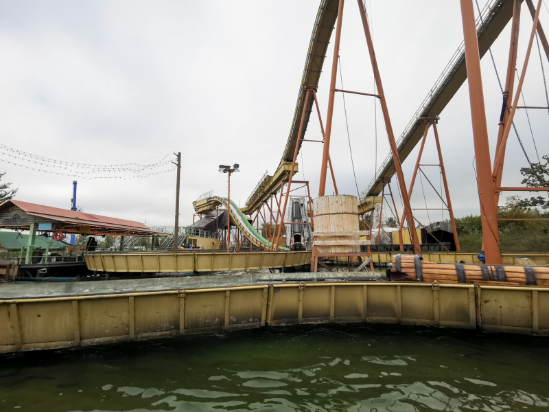 Wildwasser 3 • Mack Rides Log Flume