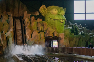 Expedition Zork • Mack Rides Log Flume • Toverland