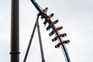 Fēnix • B&M Wing Coaster • Toverland