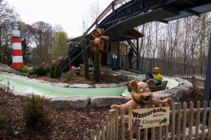 Wildwasserbahn • Abc Rides Flume Ride