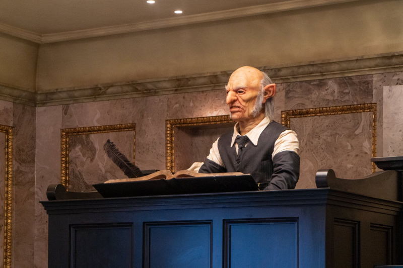 Harry Potter and the Escape from Gringotts • Intamin Dark Ride