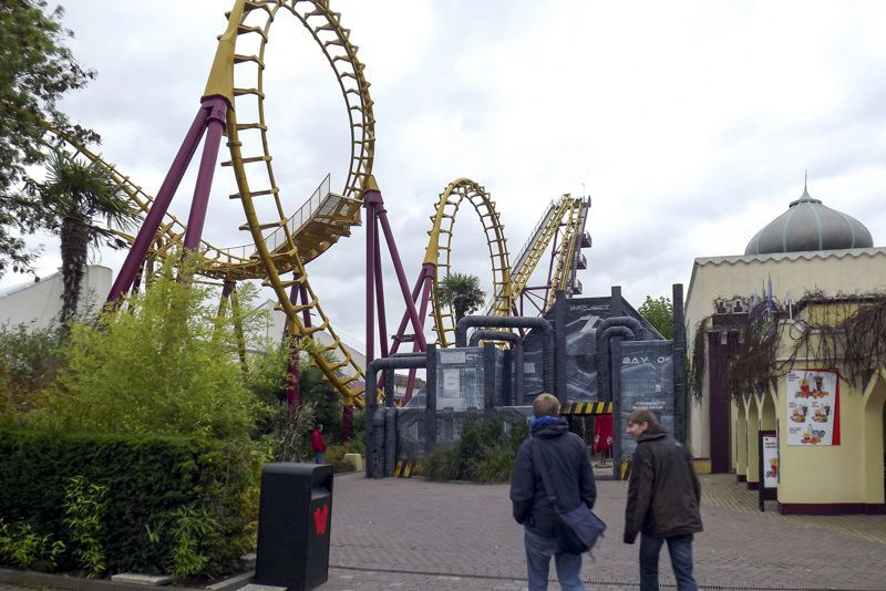 Cobra • Vekoma Boomerang