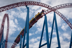 Superman Escape • Intamin Accelerator Coaster