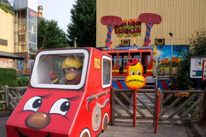Feuerwehr • Zamperla Crazy Bus