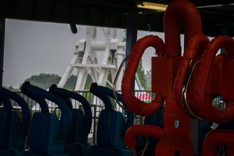 Momonga Standing and Loop Coaster
