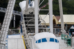 Looping Starship